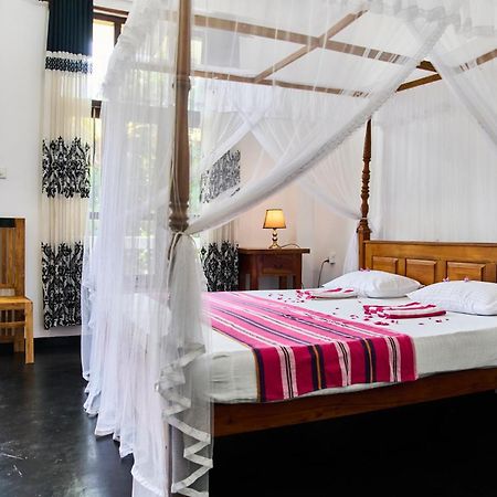 Daasa Guest Mirissa Hotel Екстериор снимка