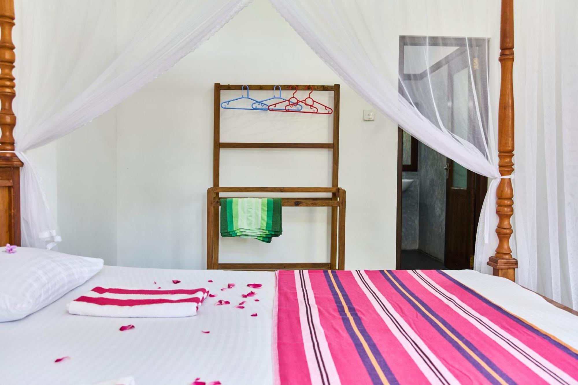 Daasa Guest Mirissa Hotel Екстериор снимка