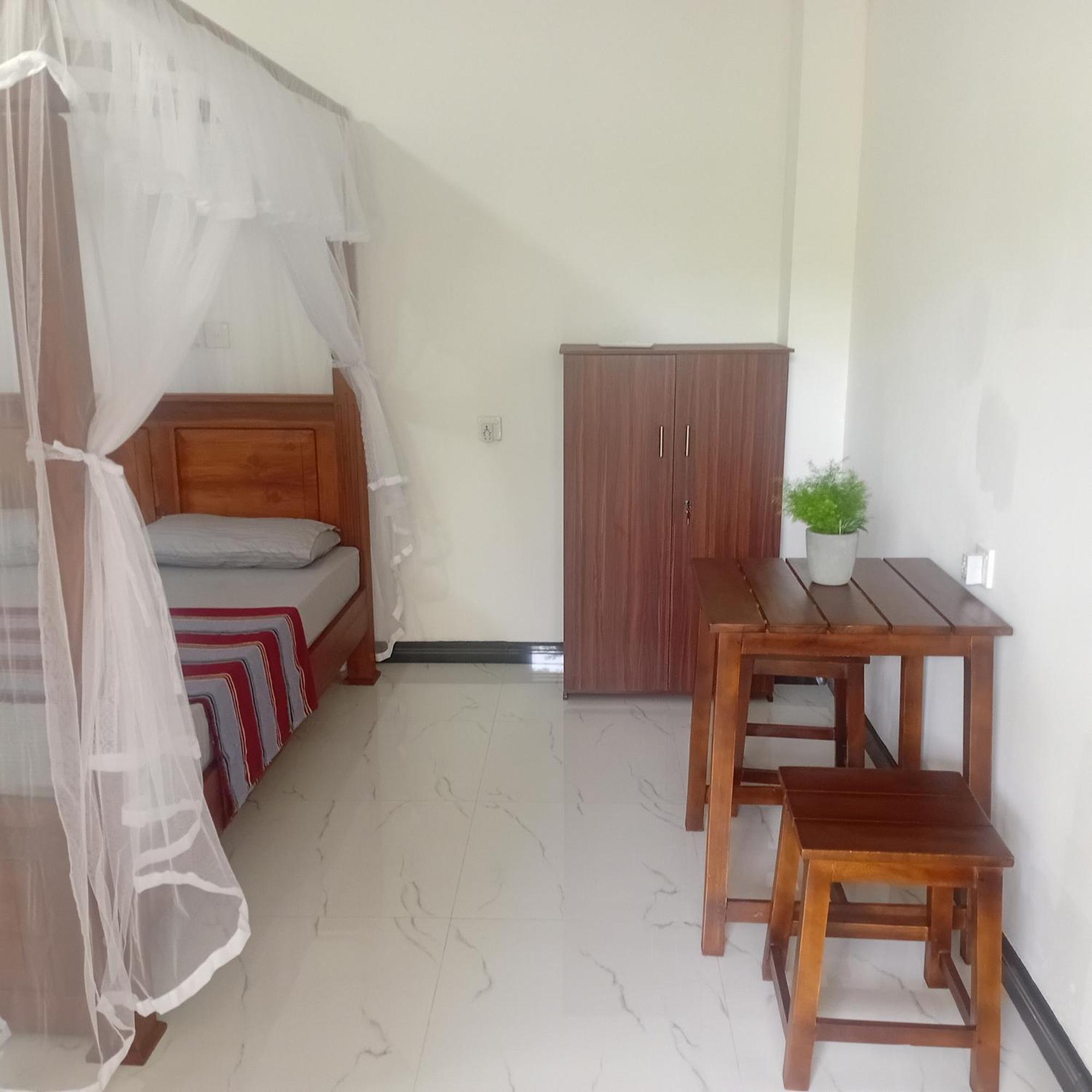 Daasa Guest Mirissa Hotel Стая снимка